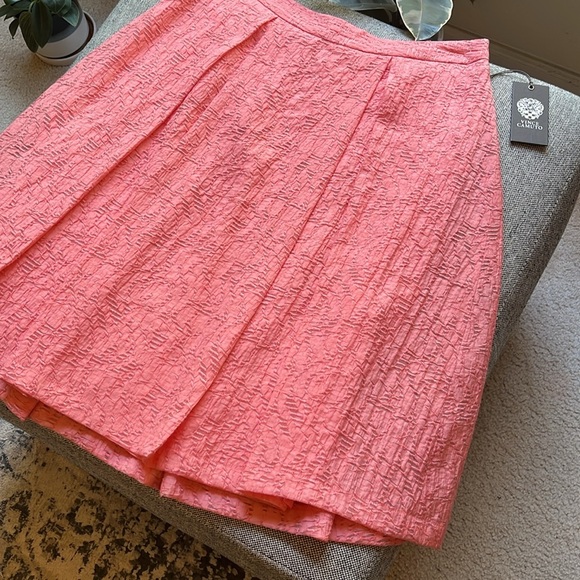 🌺 Vince Camuto Pleated Midi A Line Skirt in shade Tropic Guava, Size: 8 - Picture 6 of 17